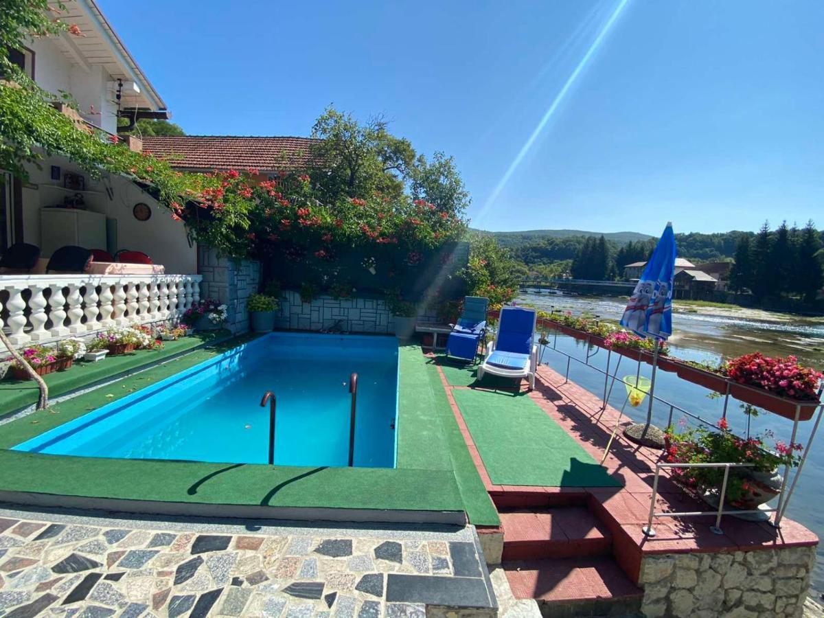 Villa Dino Kulen Vakuf Εξωτερικό φωτογραφία
