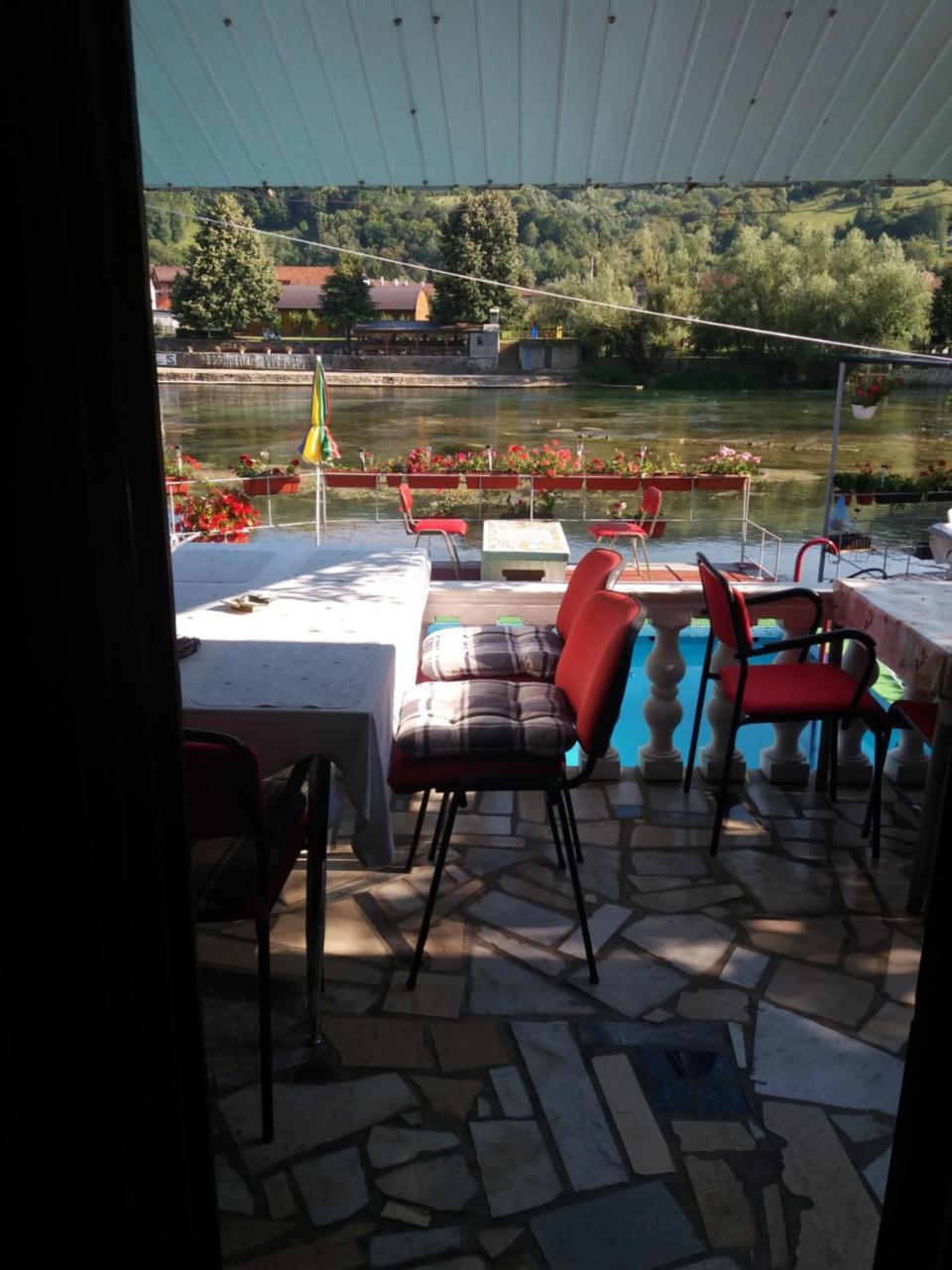 Villa Dino Kulen Vakuf Εξωτερικό φωτογραφία