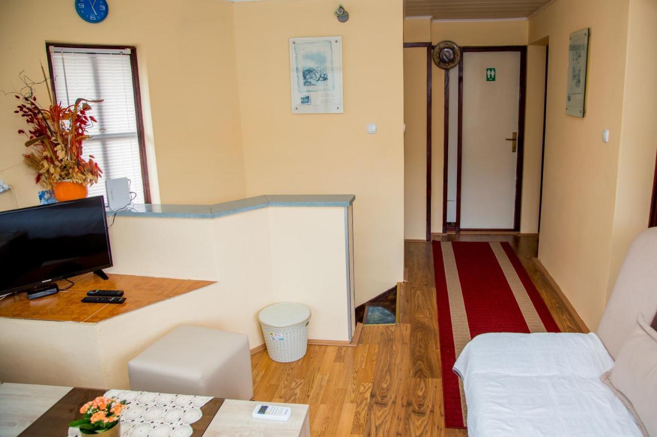 Villa Dino Kulen Vakuf Εξωτερικό φωτογραφία